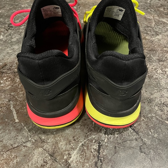 Soulier Shoes pour homme New Balance Special Edition 247 10.5US - Picture 3 of 6